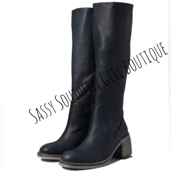 🆕⭐ FREE PEOPLE black leather tall boots